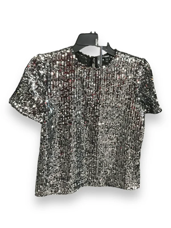 Top Short Sleeve By Express In Silver, Size: Xs