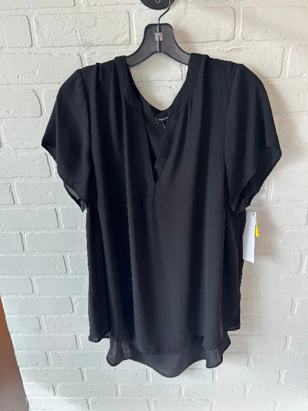 Top Short Sleeve By Torrid In Black, Size: 2x