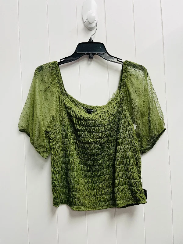 Top Short Sleeve By Torrid In Green, Size: 2