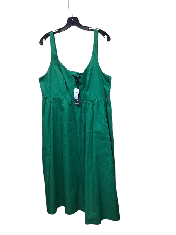 Dress Casual Short By Banana Republic In Green, Size: Xl