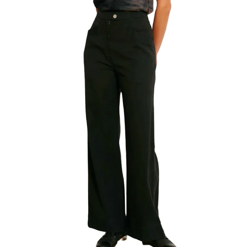 Lynn Pant In Black