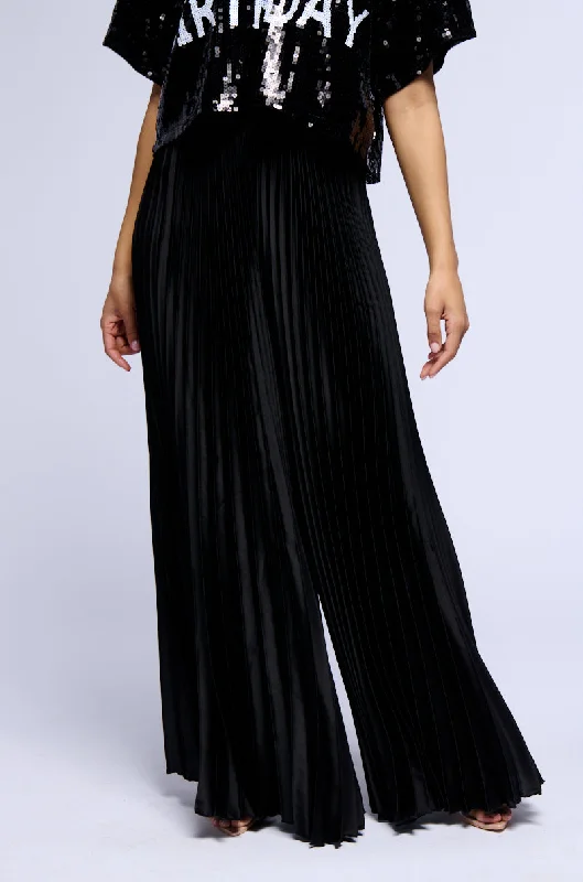 NOT YOUR AVERAGE PLEATED SATIN PALAZZO PANT